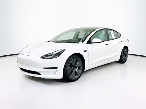 Used 2022 Tesla Model 3 Long Range image 3