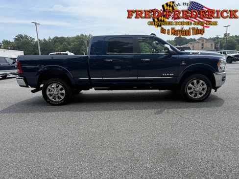 Used 2022 RAM 2500 Limited AWD/4WD image 9