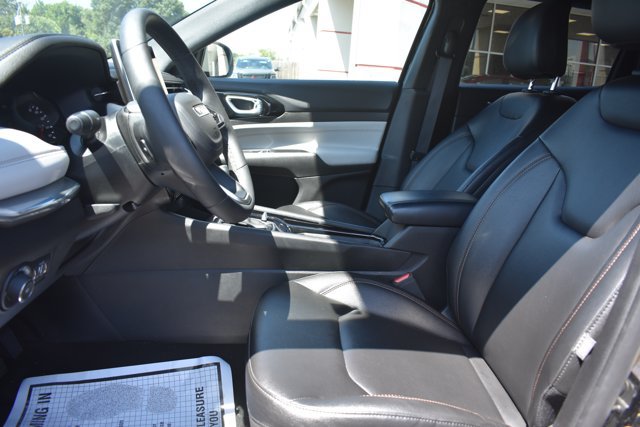 Used 2024 Jeep Compass Limited AWD/4WD image 16