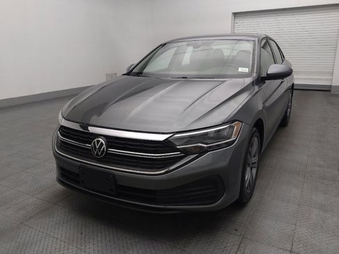 Used 2024 Volkswagen Jetta SE image 15