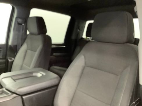 Used 2024 Chevrolet Silverado 2500 LT image 11