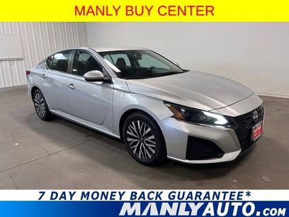 Used 2023 Nissan Altima 2.5 SV