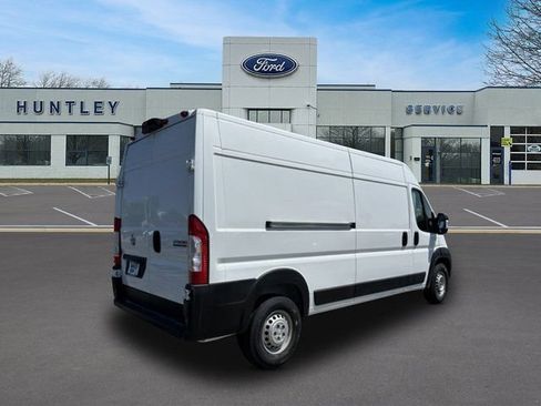 Used 2024 RAM ProMaster 2500 w/ Convenience Group FWD image 5