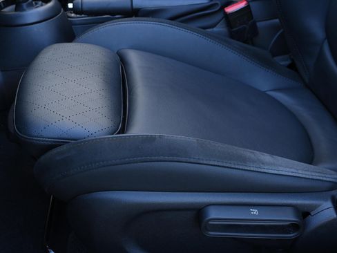 Used 2024 MINI Cooper S image 32