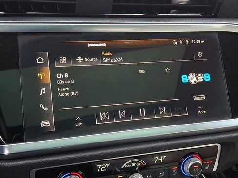 Used 2024 Audi Q3 2.0T Premium image 17