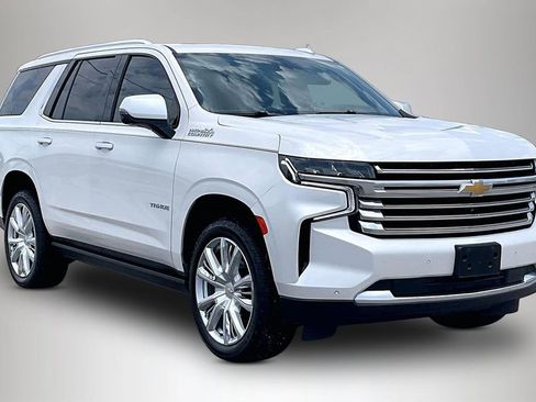 Used 2021 Chevrolet Tahoe High Country w/ Premium Package RWD image 1