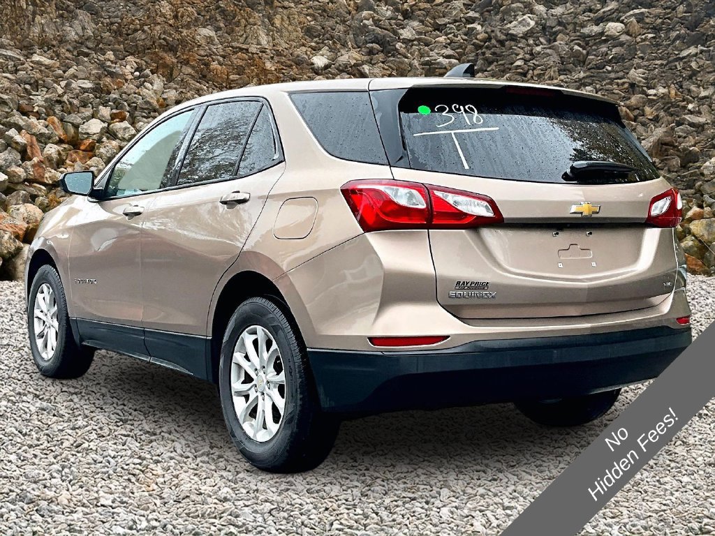 Used 2019 Chevrolet Equinox LS w/ LS Convenience Package AWD/4WD image 10