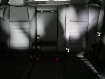 New 2025 Mitsubishi Outlander SE