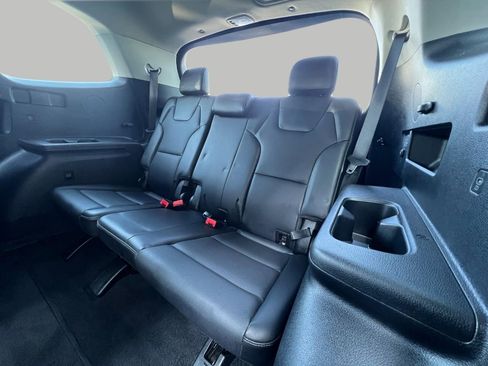 Used 2025 Kia Telluride S image 38