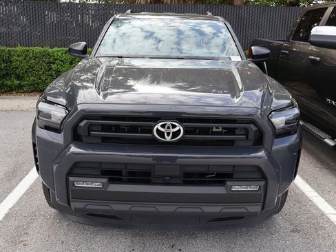 Used 2025 Toyota 4Runner SR5 RWD image 5