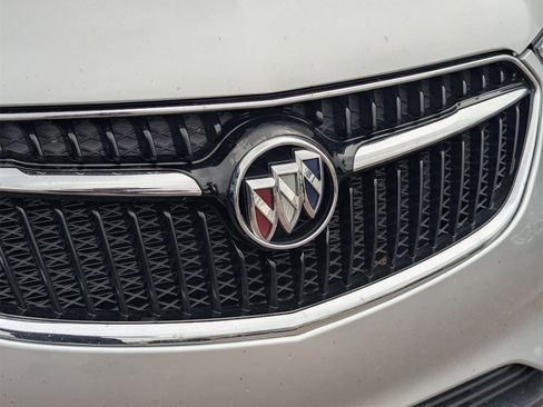 Used 2022 Buick Encore Preferred w/ Safety Package image 5