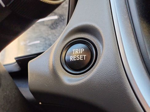 Used 2024 Subaru Crosstrek 2.0i Premium image 26