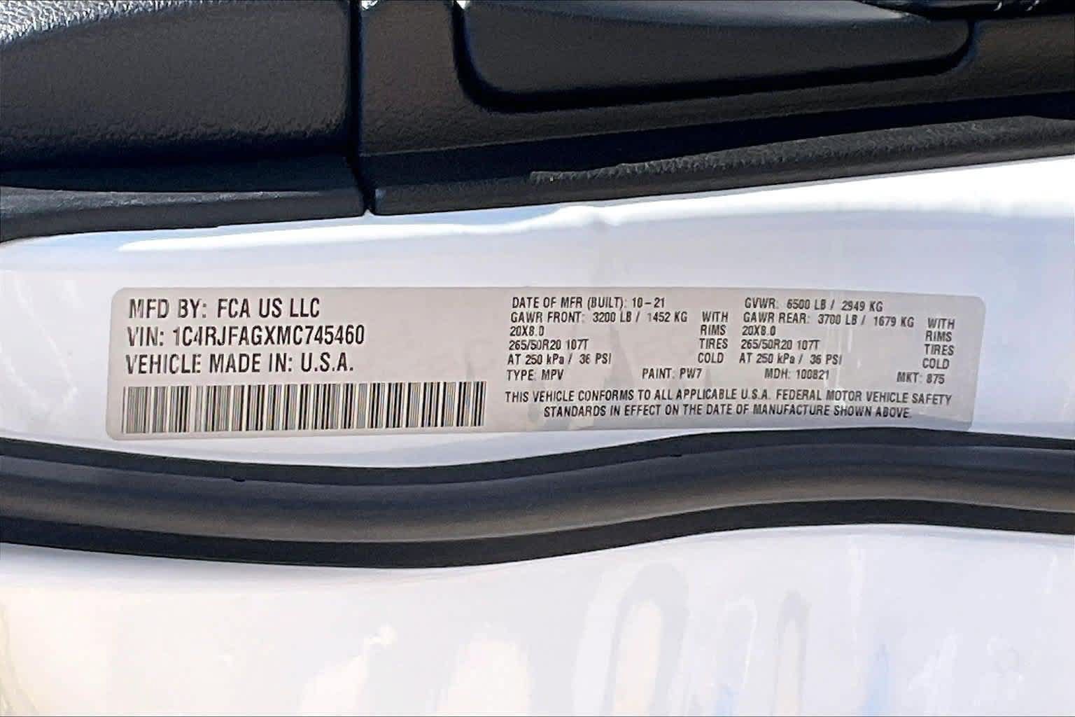 Used 2021 Jeep Grand Cherokee Freedom Edition AWD/4WD image 18
