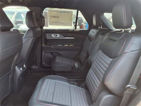 New 2025 Ford Explorer ST-Line w/ Premium Package image 8