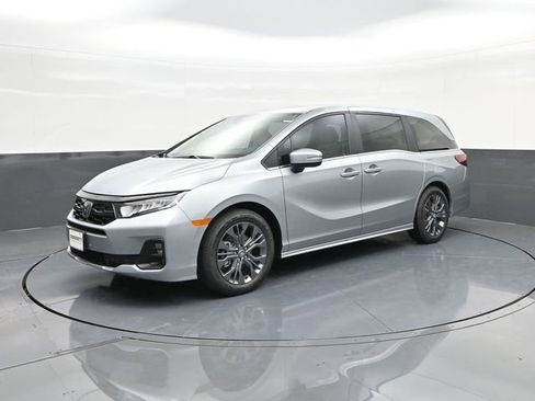 New 2026 Honda Odyssey Touring image 30