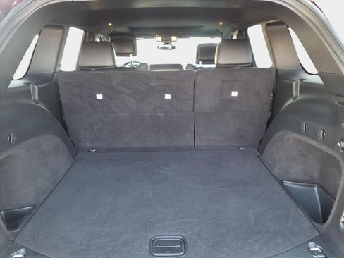 Used 2019 Jeep Grand Cherokee Altitude image 17