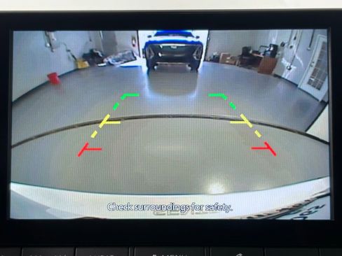 Used 2025 Nissan Sentra SR w/ Midnight Edition FWD image 17