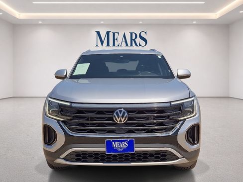 Used 2024 Volkswagen Atlas Cross Sport SE FWD image 8
