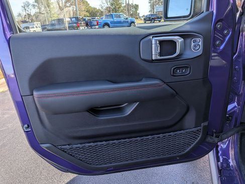 New 2026 Jeep Wrangler Unlimited Rubicon image 10