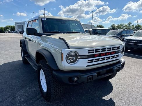 New 2026 Ford Bronco Heritage Edition AWD/4WD image 10