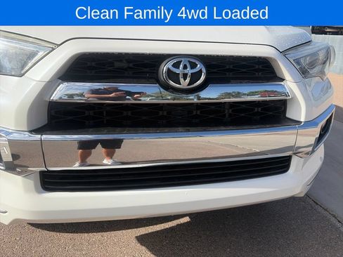 Used 2018 Toyota 4Runner Limited AWD/4WD image 59