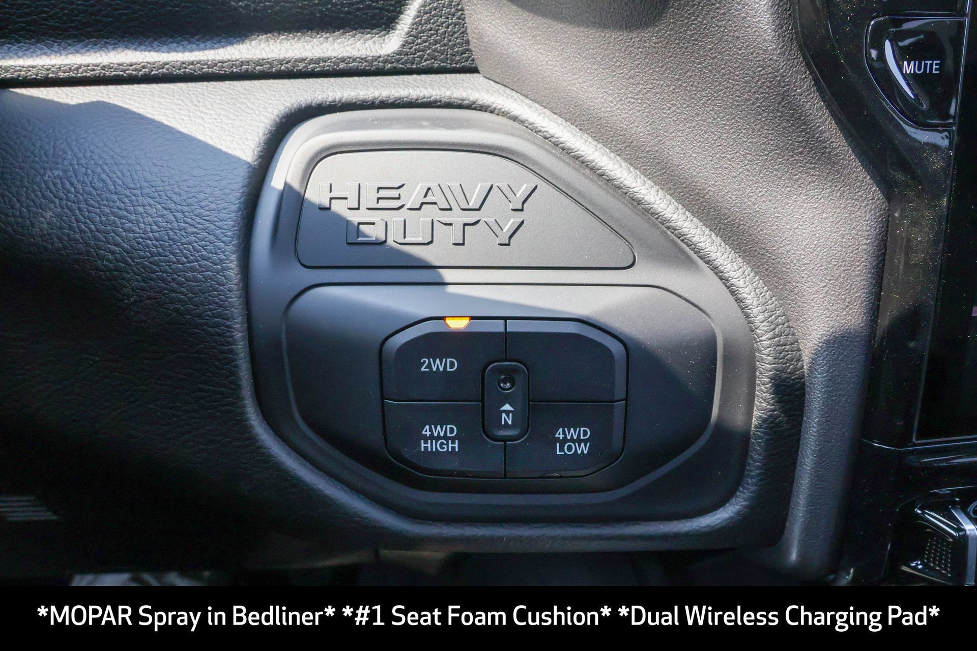 New 2026 RAM 3500 Laramie AWD/4WD image 26