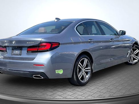 Used 2021 BMW 530e w/ Parking Assistance Package RWD image 13