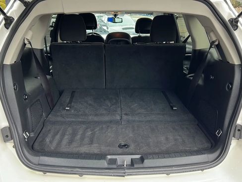 Used 2015 Dodge Journey SXT w/ Flexible Seating Group image 8