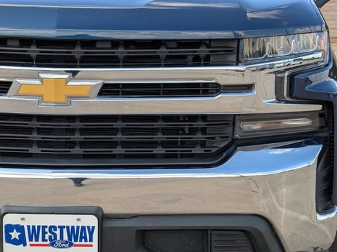 Used 2022 Chevrolet Silverado 1500 LT w/ Bed Protection Package RWD image 9