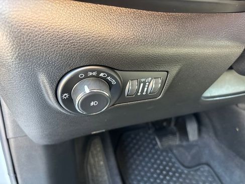 Used 2022 Jeep Compass Trailhawk w/ Trailhawk Convenience Group AWD/4WD image 15