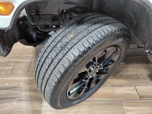 Certified 2022 Jeep Wrangler Unlimited Sahara 4xe w/ Cold Weather Group image 33