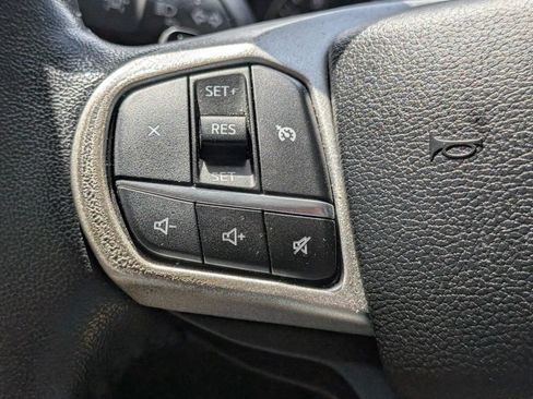 Used 2020 Ford Explorer XLT w/ Equipment Group 202A RWD image 23