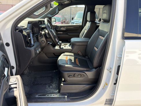 Used 2025 GMC Sierra 1500 AT4 AWD/4WD image 18