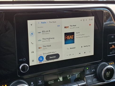 Certified 2024 Toyota Highlander XLE image 17