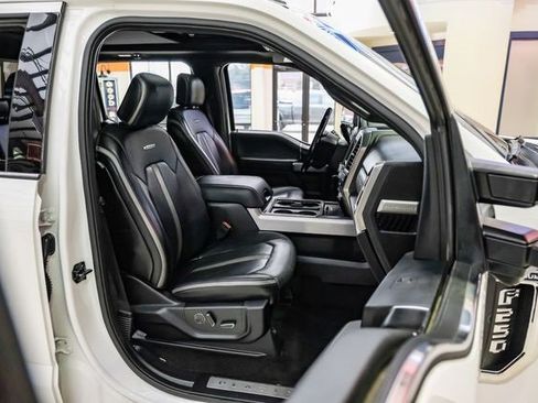 Used 2018 Ford F250 Platinum w/ Platinum Ultimate Package image 30