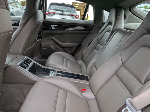 Used 2019 Porsche Panamera 4 AWD/4WD image 16