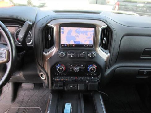 Used 2019 Chevrolet Silverado 1500 High Country w/ Technology Package image 22