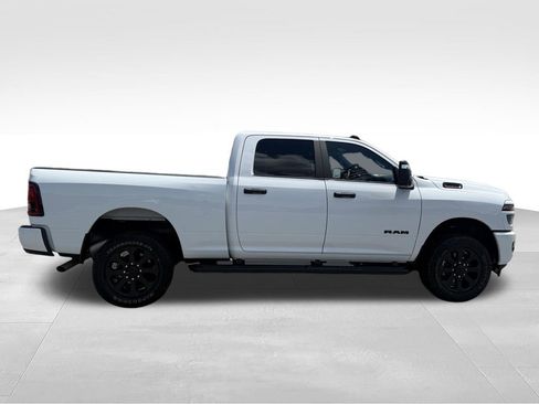 Used 2025 RAM 2500 Big Horn AWD/4WD image 25
