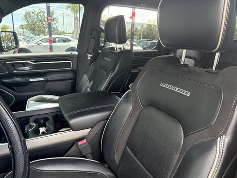 Used 2020 RAM 1500 Laramie AWD/4WD image 3