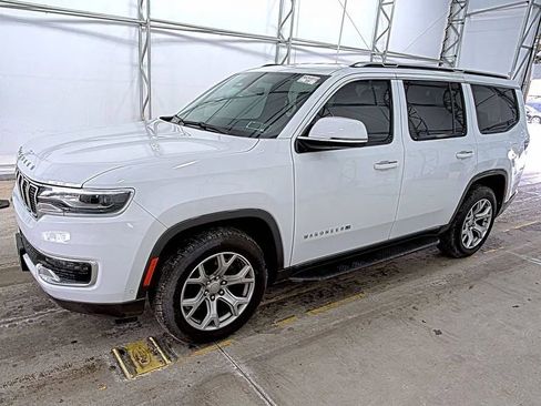 Used 2022 Jeep Wagoneer Series II image 3