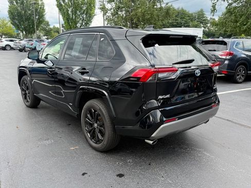 Certified 2023 Toyota RAV4 SE w/ SE Grade Weather Package AWD/4WD image 9