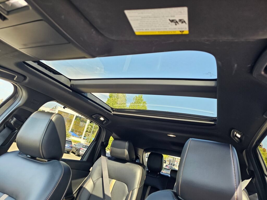 Certified 2025 MAZDA CX-90 Plug-In Hybrid w/ Premium Plus AWD/4WD image 11
