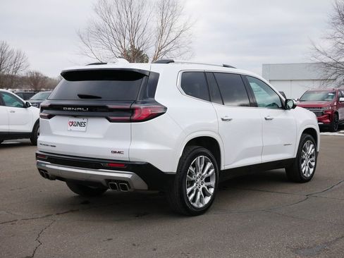 Used 2024 GMC Acadia Denali AWD/4WD image 10
