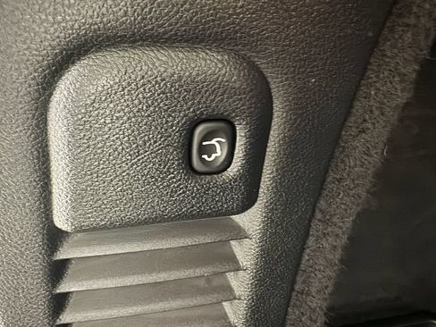 Used 2021 Dodge Durango Citadel w/ Technology Group AWD/4WD image 39