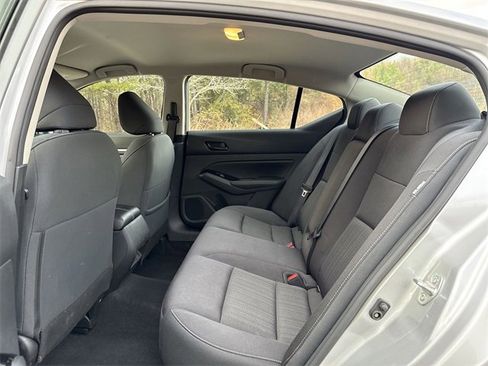 Used 2023 Nissan Altima 2.5 SV image 26