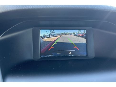 Used 2018 Ford Focus SE FWD image 26