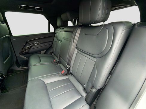 Used 2025 Land Rover Range Rover Sport Dynamic SE image 20
