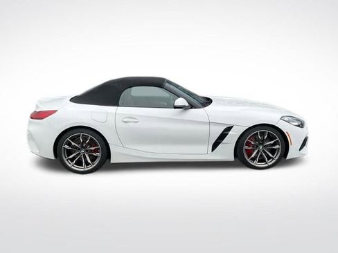 Used 2024 BMW Z4 M40i image 8