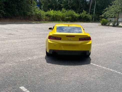 Used 2016 Chevrolet Camaro LT RWD image 6