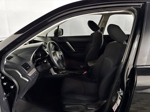 Used 2015 Subaru Forester 2.5i w/ Alloy Wheel Package image 11